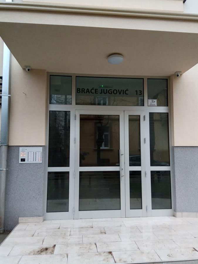 Apartman Ana 수보티차 외부 사진